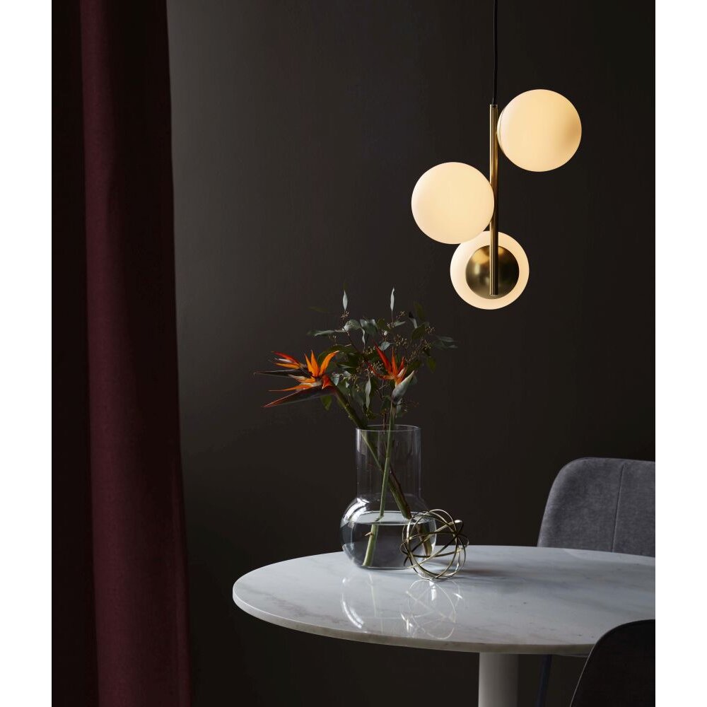 Suspension Nordlux LILLY Laiton, 3 lumières main product photo