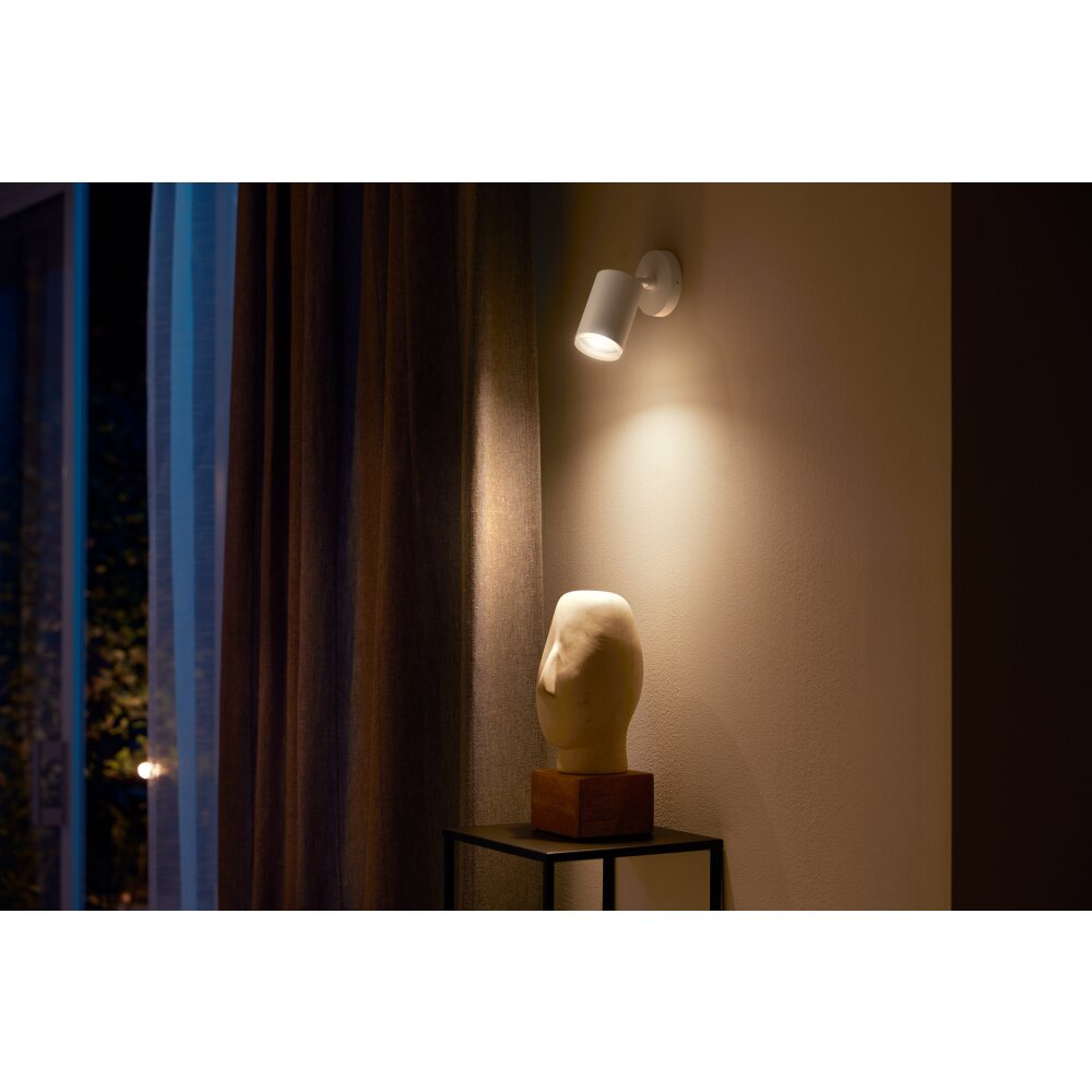 Plafonnier Philips Hue Fugato LED Blanc, 1 lumière, Changeur de couleurs main product photo