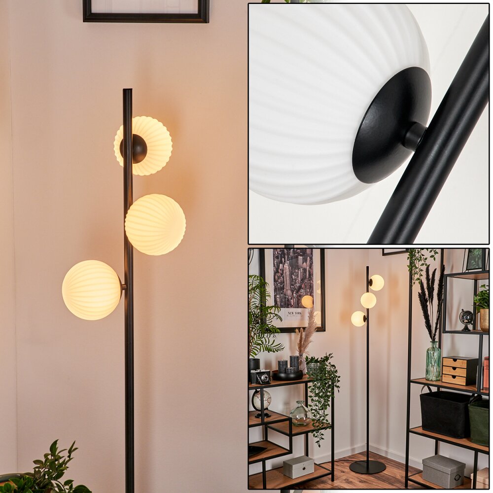 Lampadaire - Verre 12 cm Remaisnil Blanc, 3 lumières main product photo